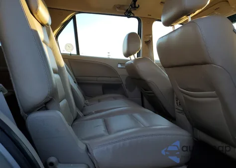 2005 Ford Freestyle Limited z USA, uszkodzony, nr VIN 1FMDK06195GA49168